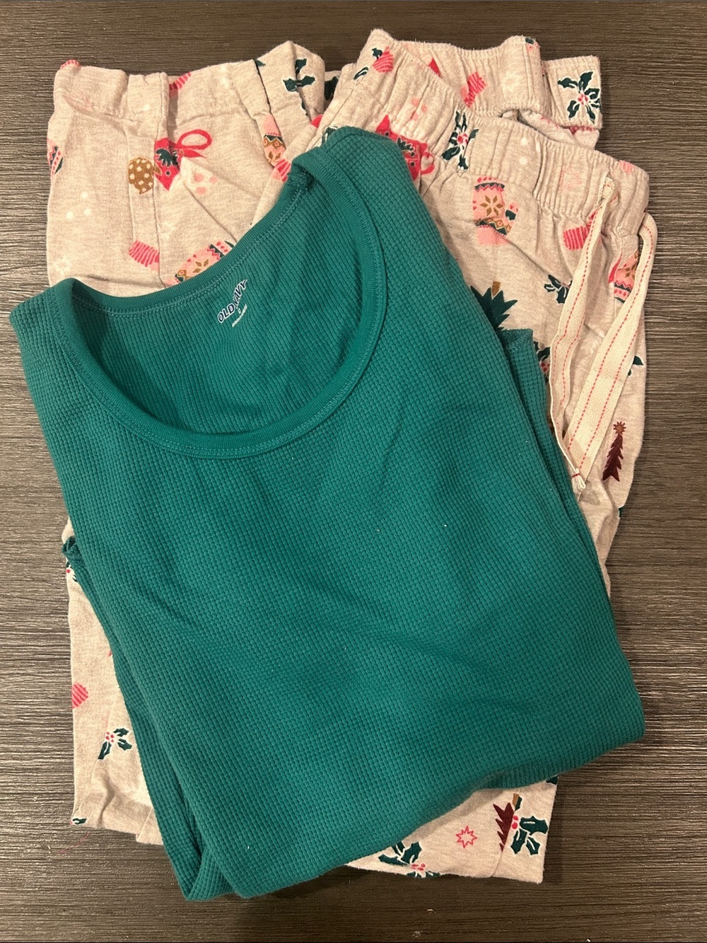 Old Navy Women's Pajama Holiday Set
